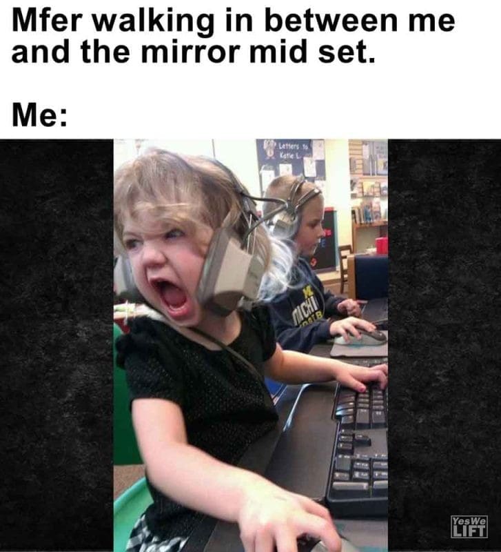 499 - Mfer Walking In Between Me And The Mirror Mid Set. Me