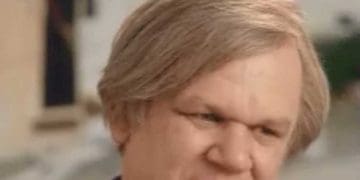 Get's To Gym Remembers It's Legs Day