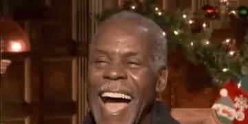 The Guy At The Protein Company Burring The Scoop At The Bottom