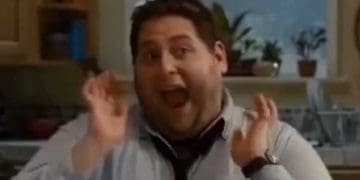 When Your Gym Crush Walks In And Gives You A Smile